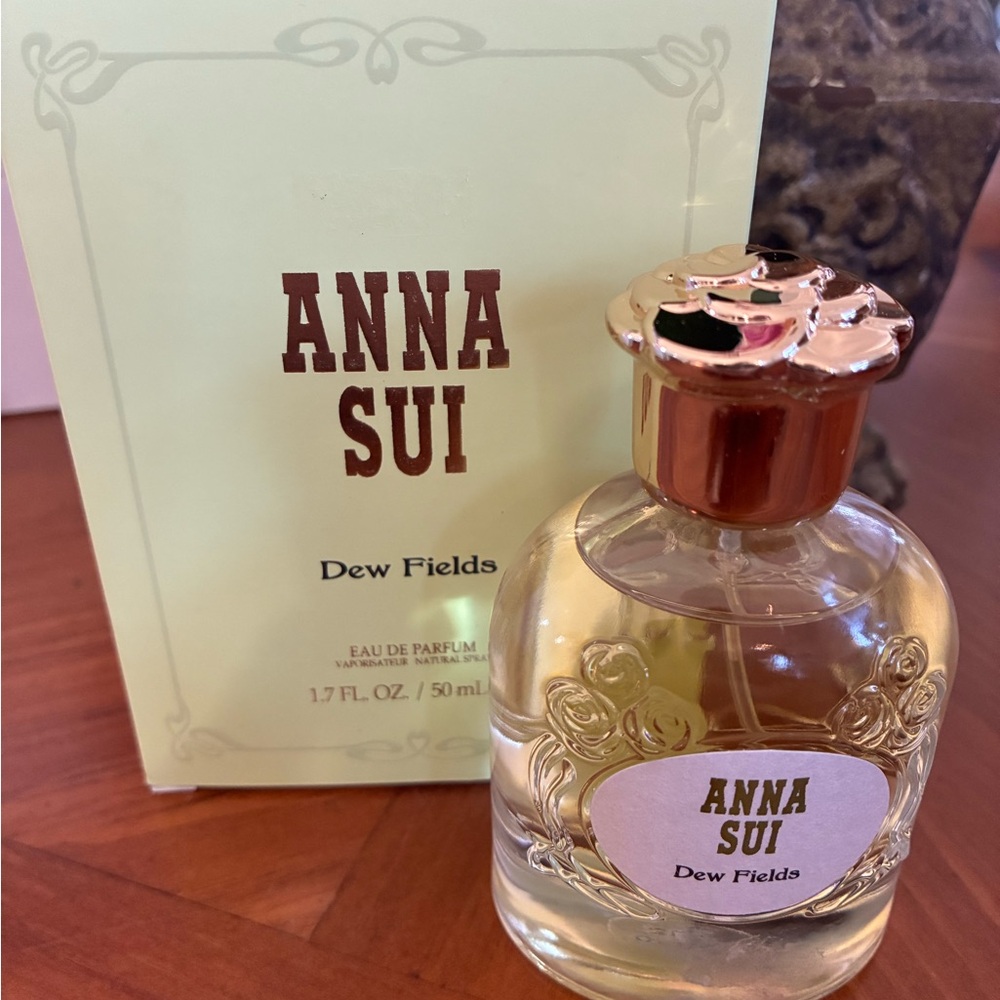 Anna Sui Dew Fields Parfum Box in Light Green
